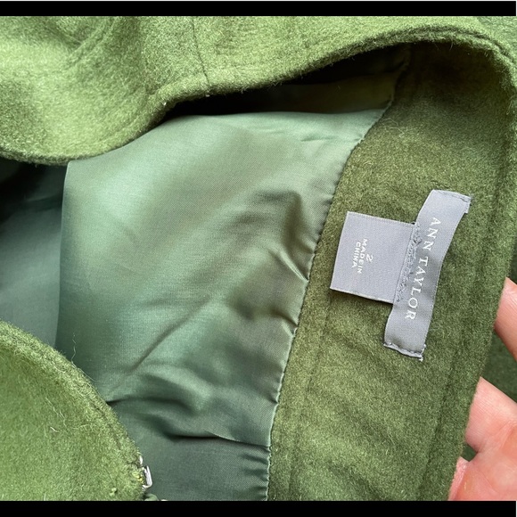 Ann Taylor Wool Blend Pencil Skirt Size 2 - Picture 5 of 6